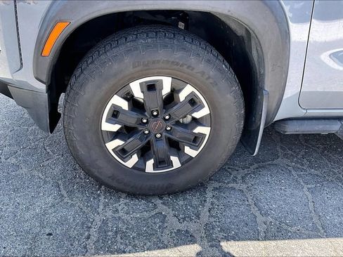 Used 2023 Nissan Frontier Pro-X w/ Pro Convenience Package RWD image 8