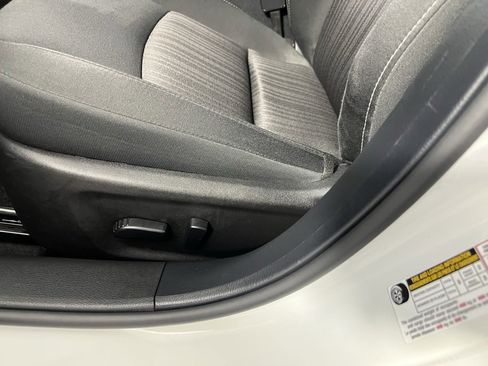 Used 2025 Nissan Altima 2.5 SV image 23