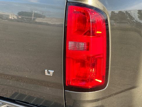 Used 2018 Chevrolet Colorado LT image 30