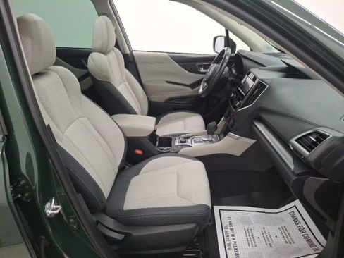 Used 2023 Subaru Forester Premium image 29