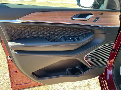 New 2026 Jeep Grand Cherokee L Summit w/ Advanced Protech Group IV image 34