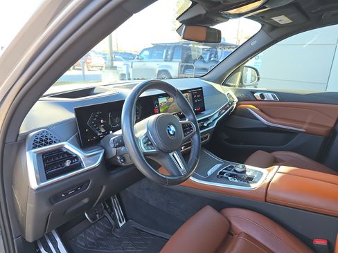 Used 2024 BMW X5 M60i w/ Executive Package image 24