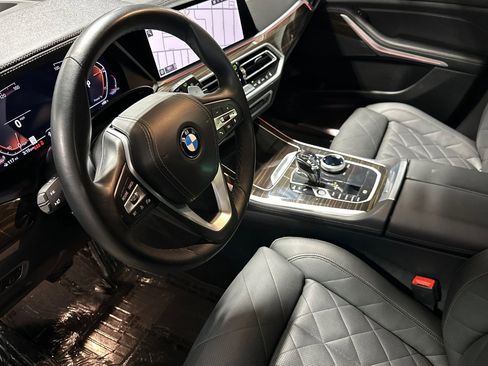 Used 2023 BMW X5 sDrive40i w/ Executive Package image 9