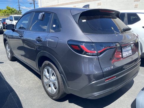 Certified 2025 Honda HR-V LX image 4