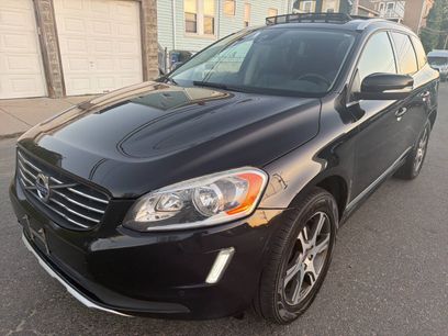 Used 2015 Volvo XC60 T6 w/ Proximity Package