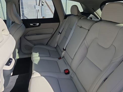 New 2026 Volvo XC60 B5 Ultra w/ Protection Package Premier image 22