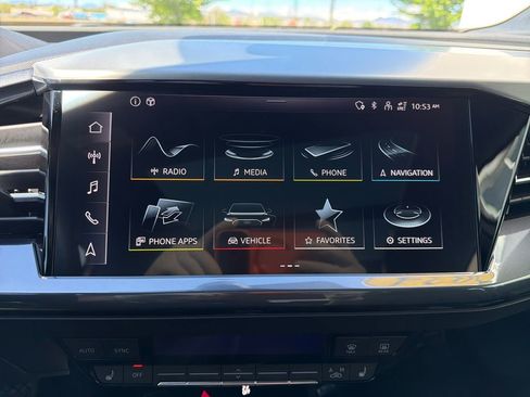 Used 2024 Audi Q4 e-tron Premium Plus w/ Premium Plus image 19