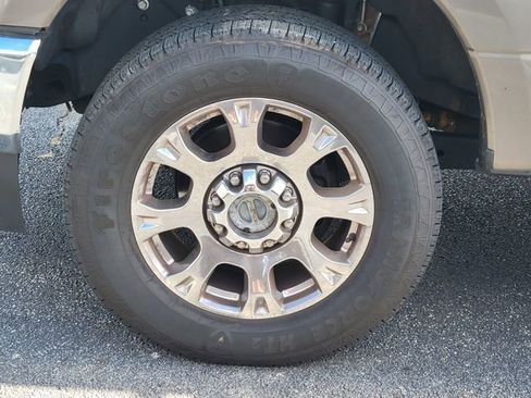 Used 2020 Ford F250 Lariat w/ Chrome Package image 13