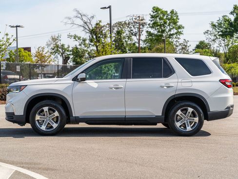 Used 2024 Honda Pilot EX-L image 4