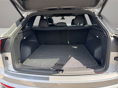 Used 2024 Volkswagen Atlas Cross Sport SEL Premium R-Line image 18