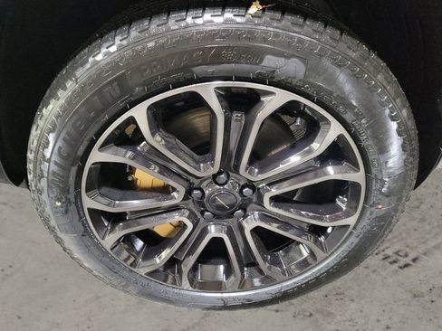 New 2026 Land Rover Defender 110 image 11