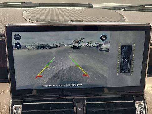Used 2024 Lincoln Navigator Premiere AWD/4WD image 15