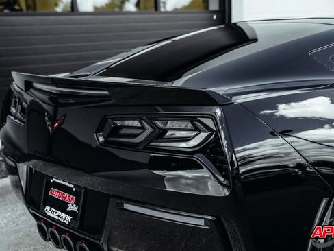 Used 2016 Chevrolet Corvette Stingray Coupe RWD image 35