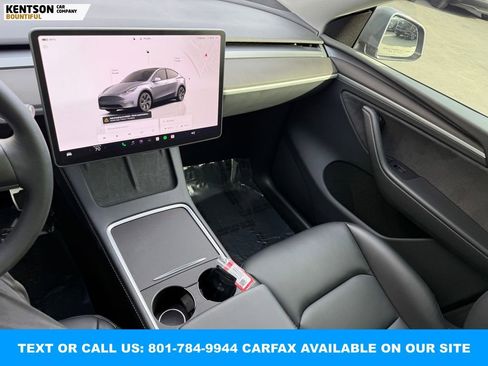 Used 2024 Tesla Model Y Long Range image 21