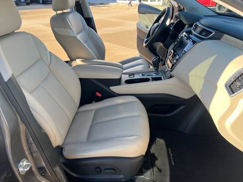 Used 2024 Nissan Murano SL image 16