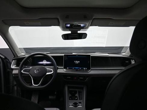 New 2026 Volkswagen Tiguan SE AWD/4WD image 10