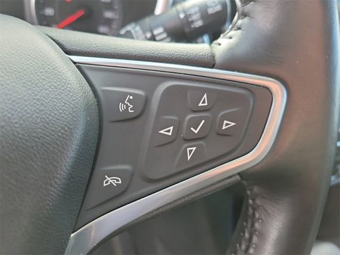 Used 2022 Chevrolet Equinox LT image 25