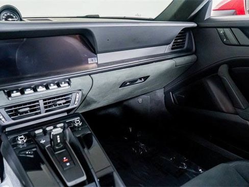 Used 2025 Porsche 911 Carrera 4 GTS image 56