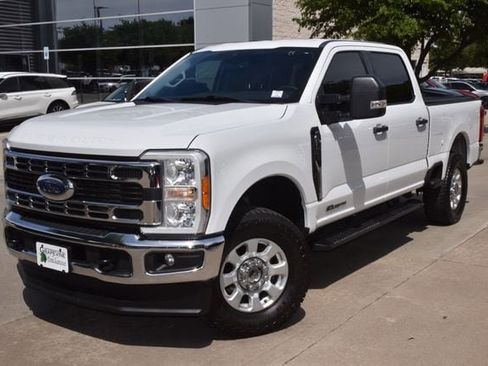 Used 2023 Ford F250 XLT w/ FX4 Off-Road Package AWD/4WD image 41