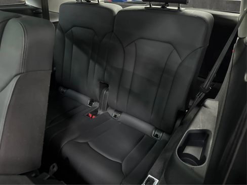 Used 2022 Audi Q7 3.0T Premium image 31