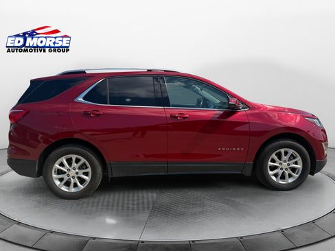 Certified 2018 Chevrolet Equinox LT w/ Sun & Infotainment Package FWD image 6