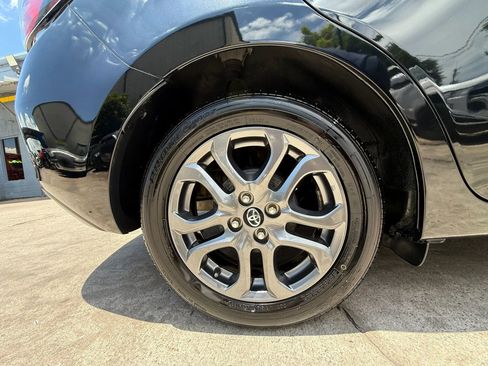 Used 2019 Toyota Yaris LE FWD image 25