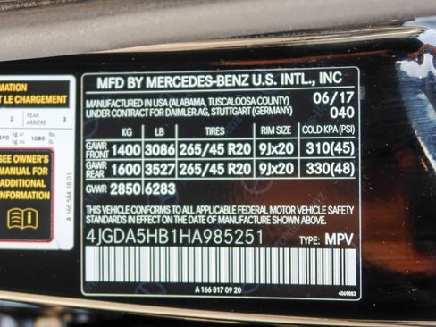 Used 2017 Mercedes-Benz GLE 350 4MATIC w/ Premium 2 Package image 10