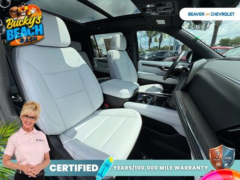 Used 2026 Chevrolet Suburban Premier w/ Sun And Tow Package RWD image 27