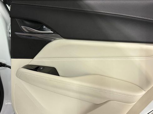 Used 2020 Cadillac CT4 Luxury w/ Bose Premium Audio Package image 35