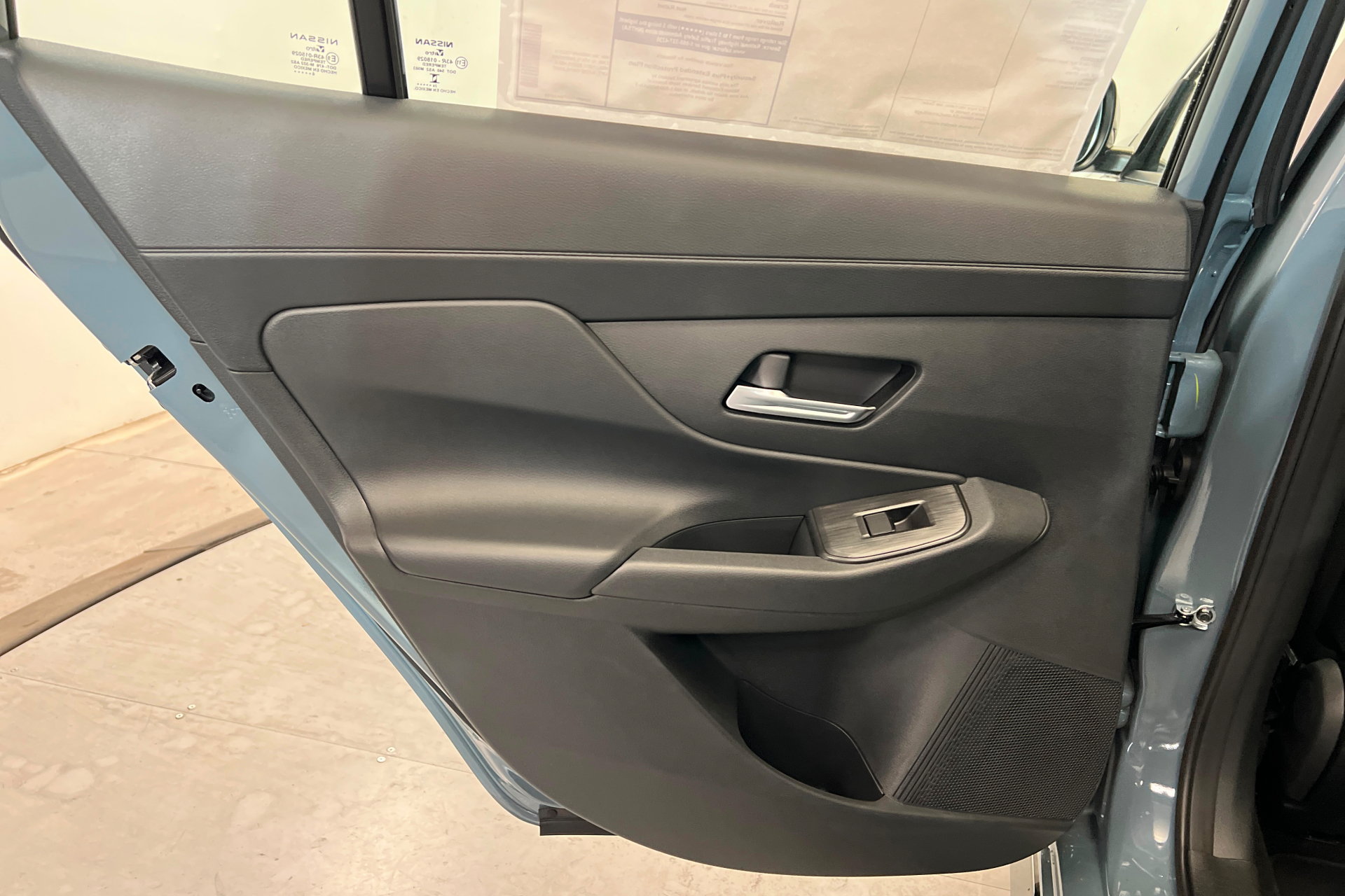 New 2027 Nissan Sentra SR w/ Floor Mat Package FWD image 18