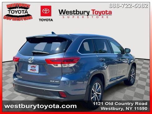 Used 2017 Toyota Highlander XLE AWD/4WD image 7