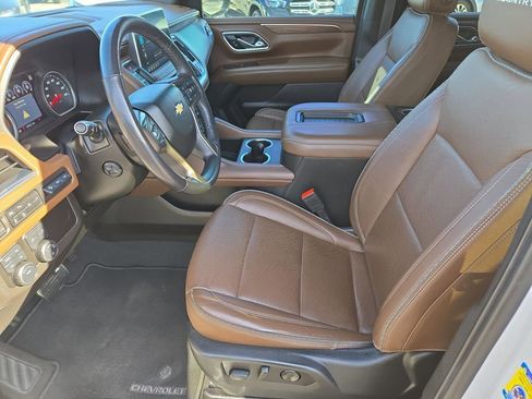 Used 2021 Chevrolet Tahoe High Country image 15