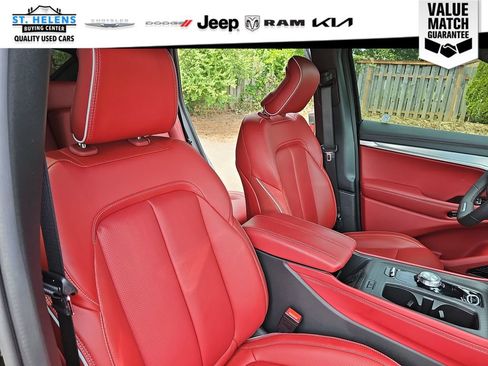 Used 2024 Jeep Wagoneer Launch Edition AWD/4WD image 24