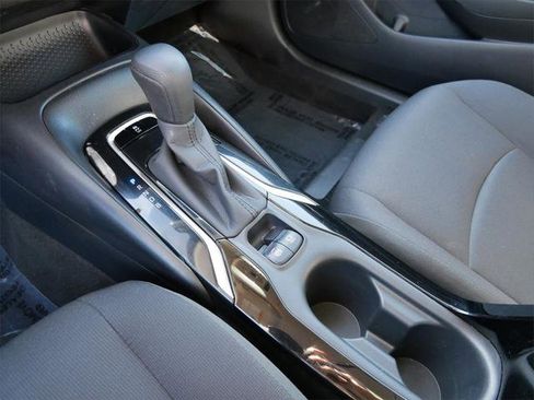 Certified 2020 Toyota Corolla LE image 19