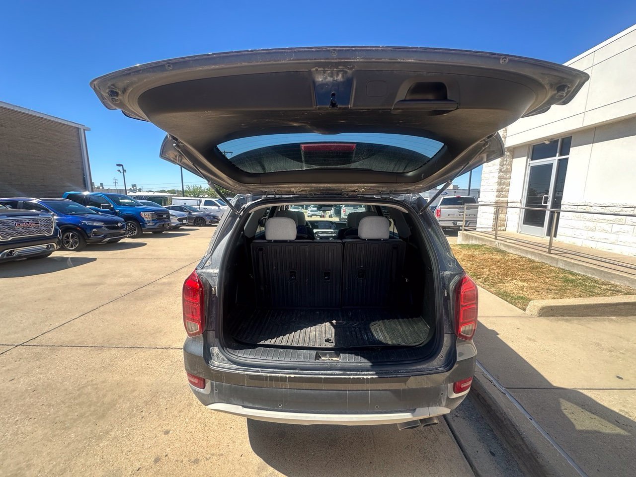 Used 2021 Hyundai Palisade SEL w/ Cargo Package AWD/4WD image 12