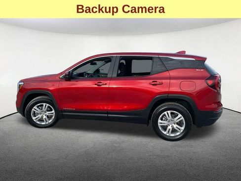 Used 2024 GMC Terrain SLE image 6