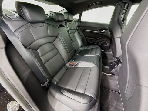 Certified 2025 Porsche Taycan RWD image 29