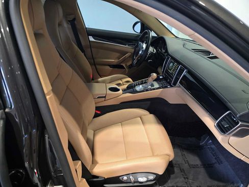 Used 2016 Porsche Panamera 4 AWD/4WD image 13