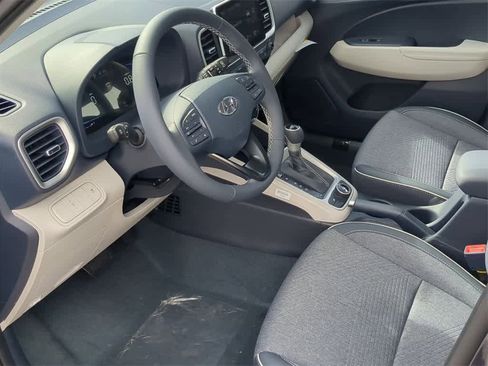 New 2026 Hyundai Venue SEL image 14