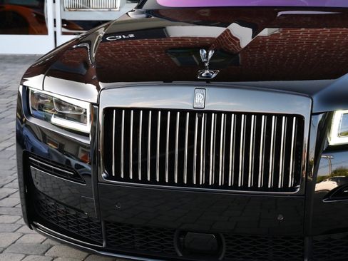 Used 2022 Rolls-Royce Ghost Black Badge image 7