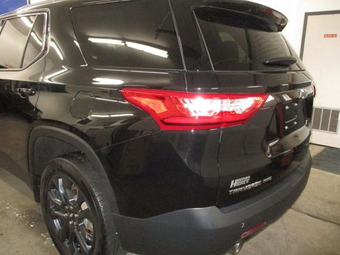 Used 2019 Chevrolet Traverse RS image 4