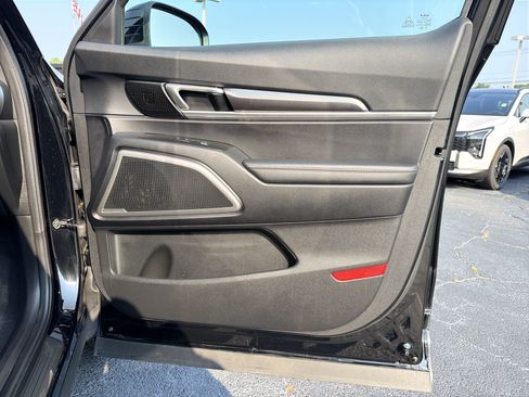 Used 2023 Kia Telluride S w/ S Sunroof Package FWD image 14
