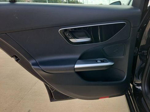 Used 2025 Mercedes-Benz C 300 4MATIC Sedan image 14