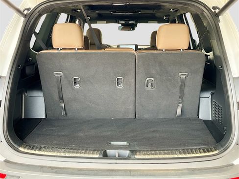 Used 2021 Kia Telluride SX w/ SX Prestige Package image 28