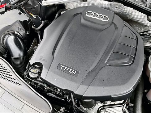 Used 2017 Audi A4 2.0T Prestige w/ Prestige Package image 31