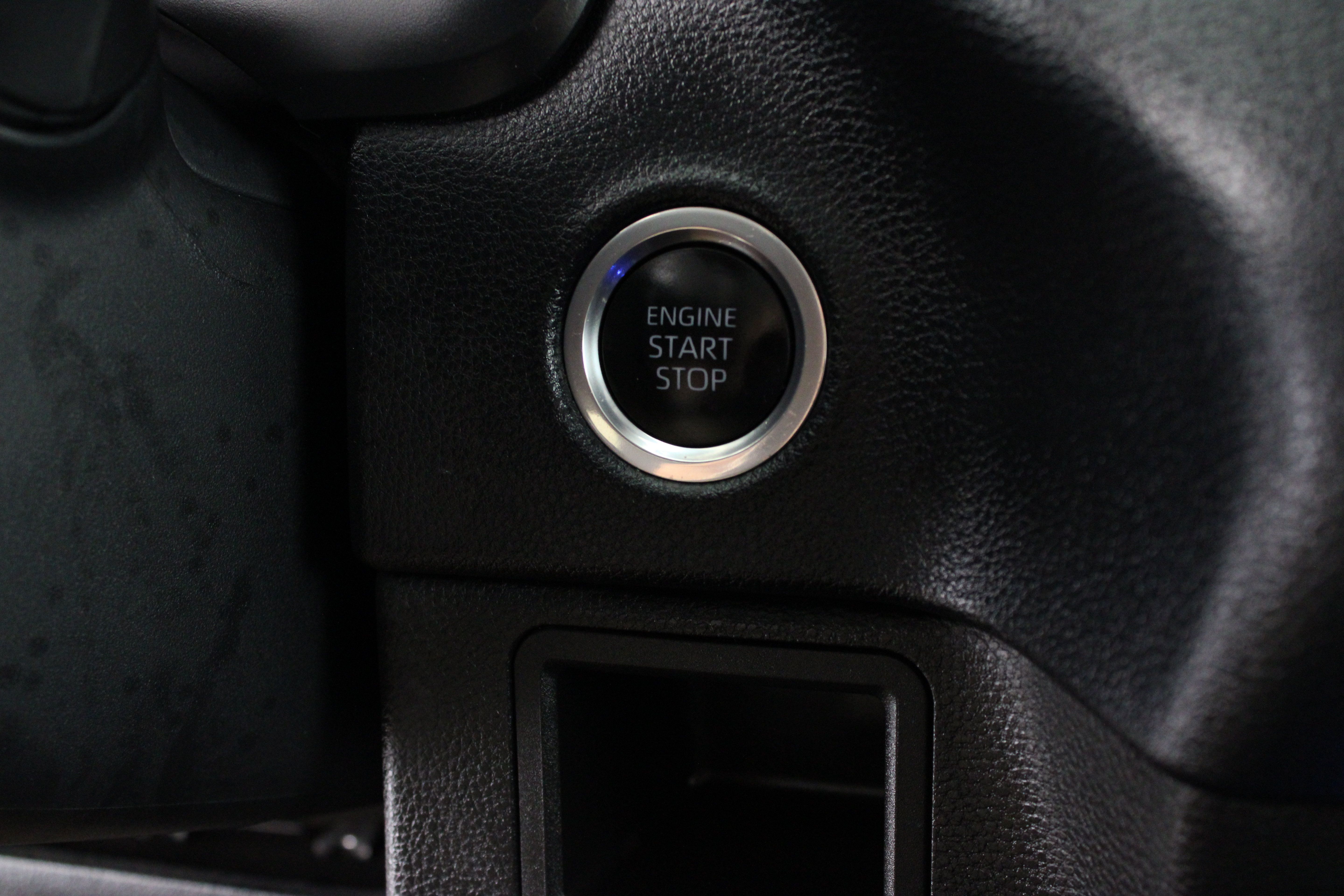 Used 2024 Toyota Tundra SR w/ SR Tow Package AWD/4WD image 18