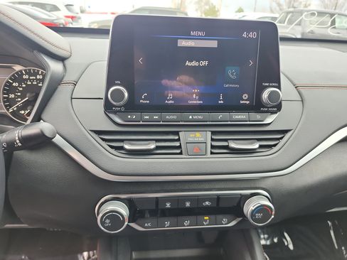 Used 2020 Nissan Altima 2.5 SR FWD image 15