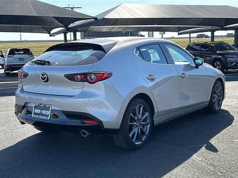 Used 2024 MAZDA MAZDA3 s image 8