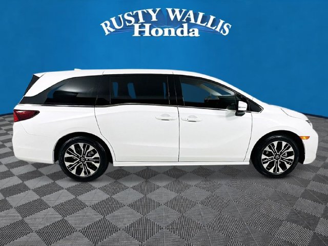 New 2027 Honda Odyssey Elite image 2