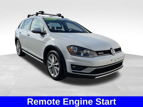 Used 2017 Volkswagen Golf Alltrack SE AWD/4WD image 7